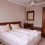 Sea Siren 1bd - Near Sea Garden, Free Garage&ev Friendly