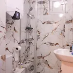 Sea Siren 1bd - Near Sea Garden, Free Garage&ev Friendly Apartment *